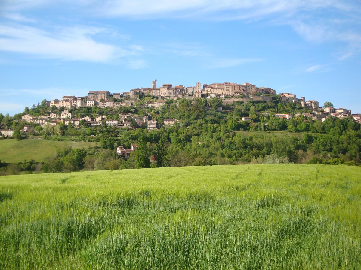 Bed and Breakfast D'Ici Et D'Ailleurs Cordes-sur-Ciel Exterior foto